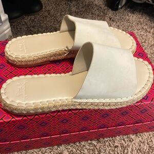 Abercrombie & Fitch slides